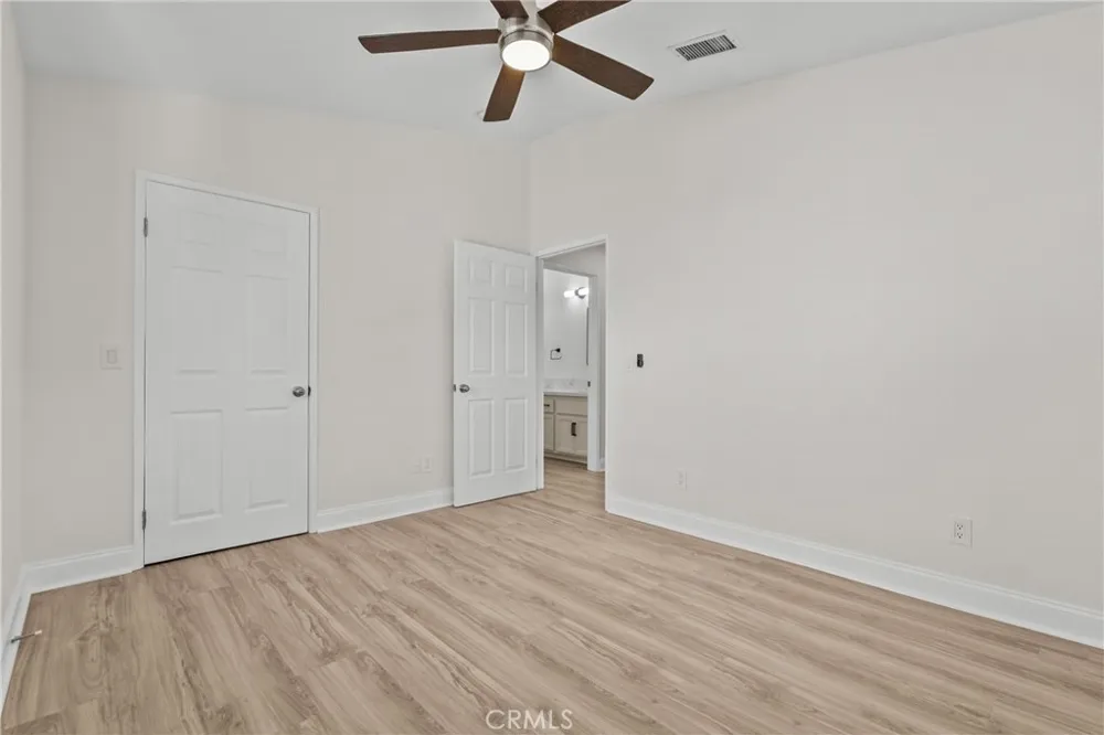 18800 Lull Reseda, CA 91335
