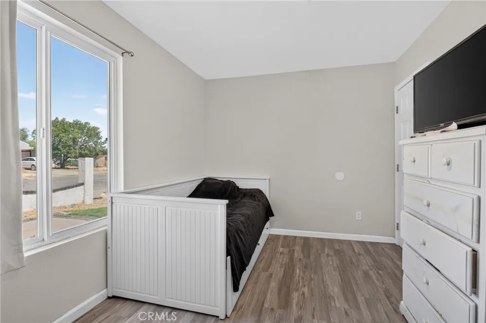 40196 177TH STREET E Palmdale, CA 93591