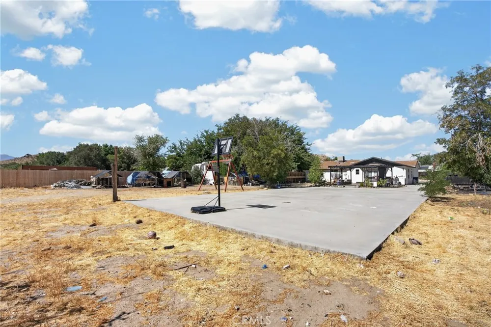 40196 177TH STREET E Palmdale, CA 93591