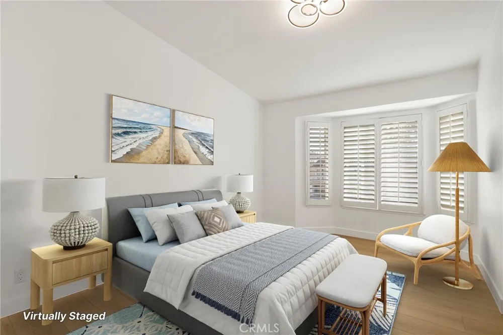 5799 Freebird Lane #102 Oak Park, CA 91377