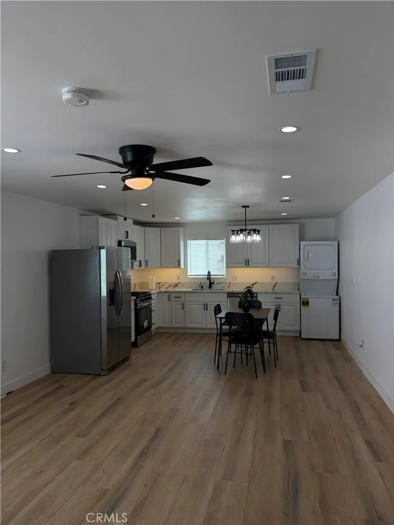 7937 Cleon Sun Valley, CA 91352
