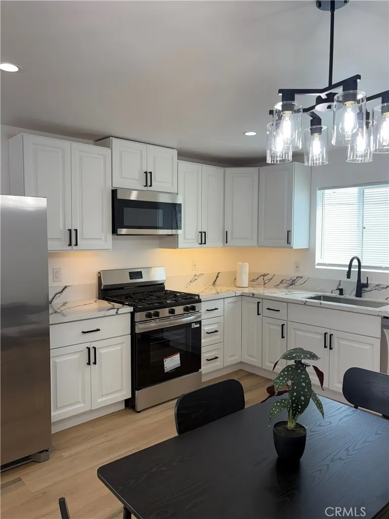 7937 Cleon Sun Valley, CA 91352