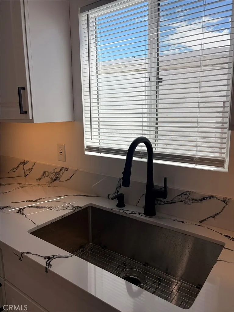 7937 Cleon Sun Valley, CA 91352