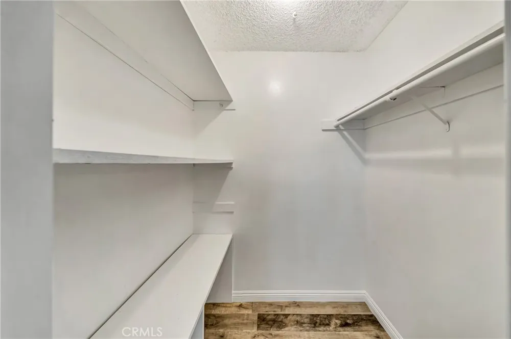 5349 Newcastle #56 Encino, CA 91316
