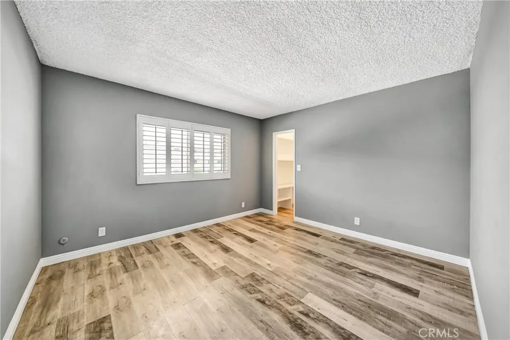 5349 Newcastle #56 Encino, CA 91316