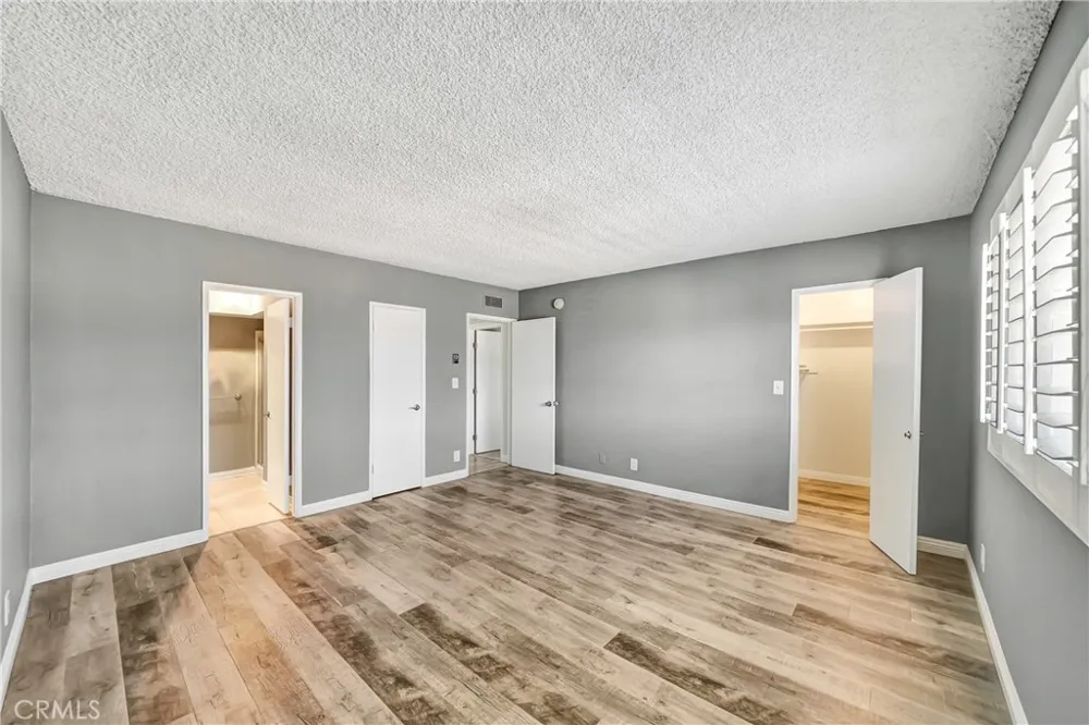 5349 Newcastle #56 Encino, CA 91316