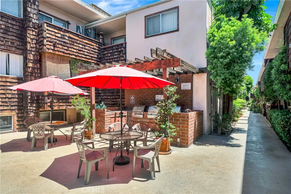 5349 Newcastle #56 Encino, CA 91316