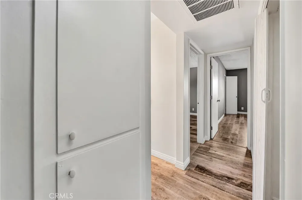 5349 Newcastle #56 Encino, CA 91316