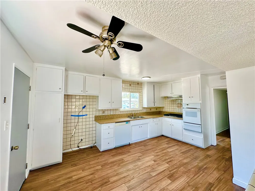 20355 Itasca Street Chatsworth, CA 91311