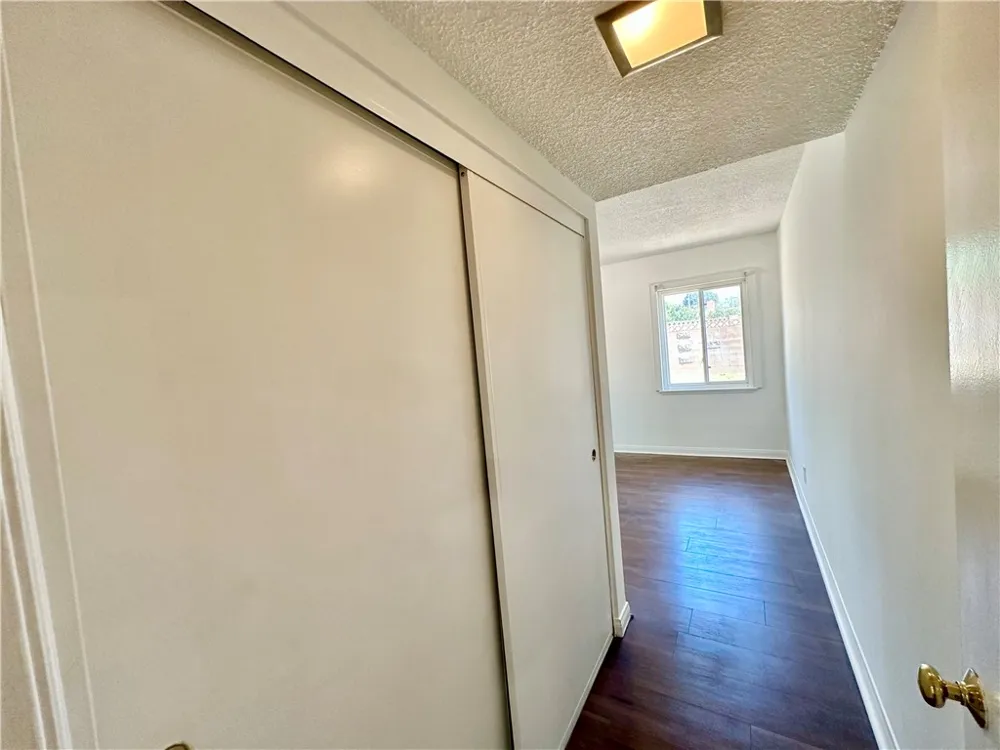 20355 Itasca Street Chatsworth, CA 91311