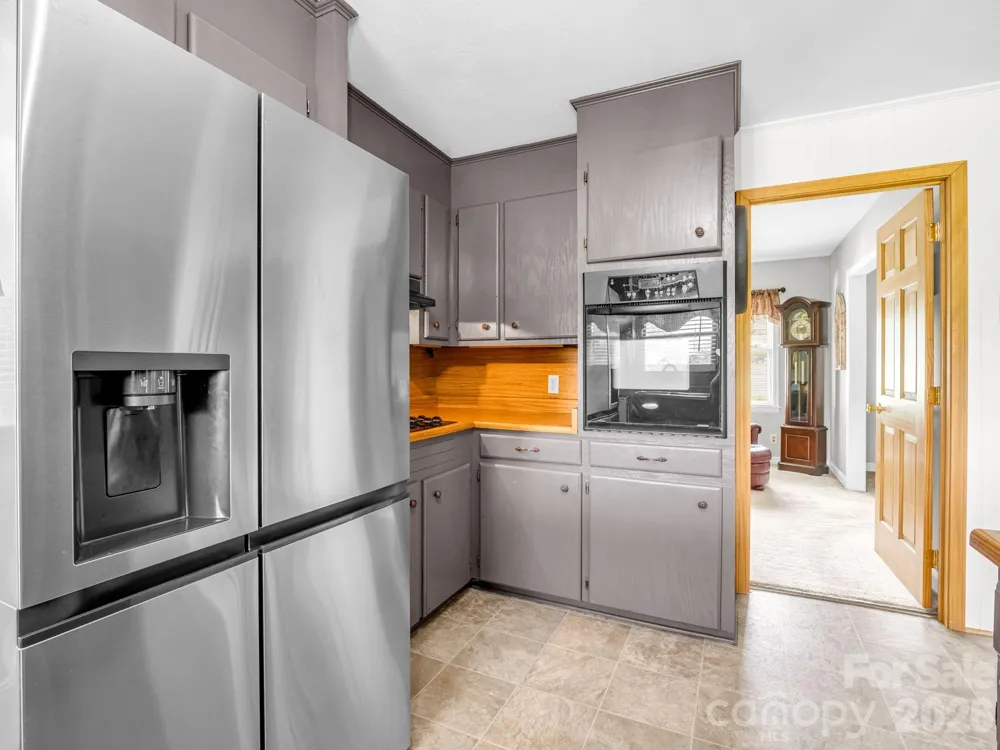 72 McEntire Road Tryon, NC 28782