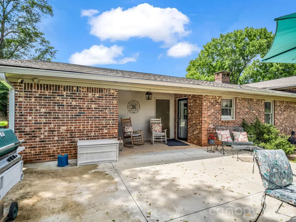 72 McEntire Road Tryon, NC 28782