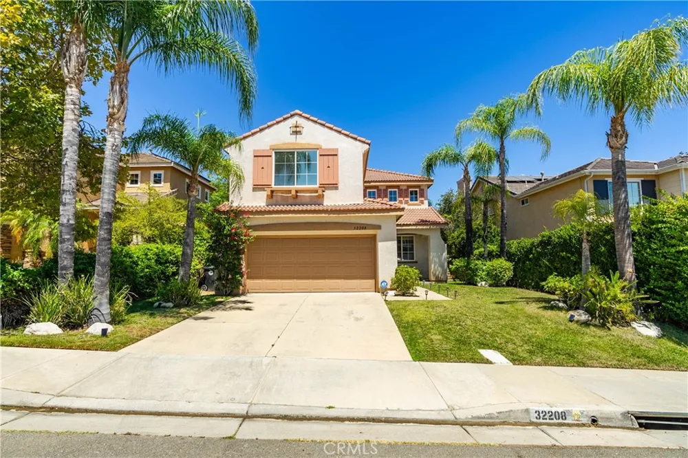 32208 Big Oak Castaic, CA 91384