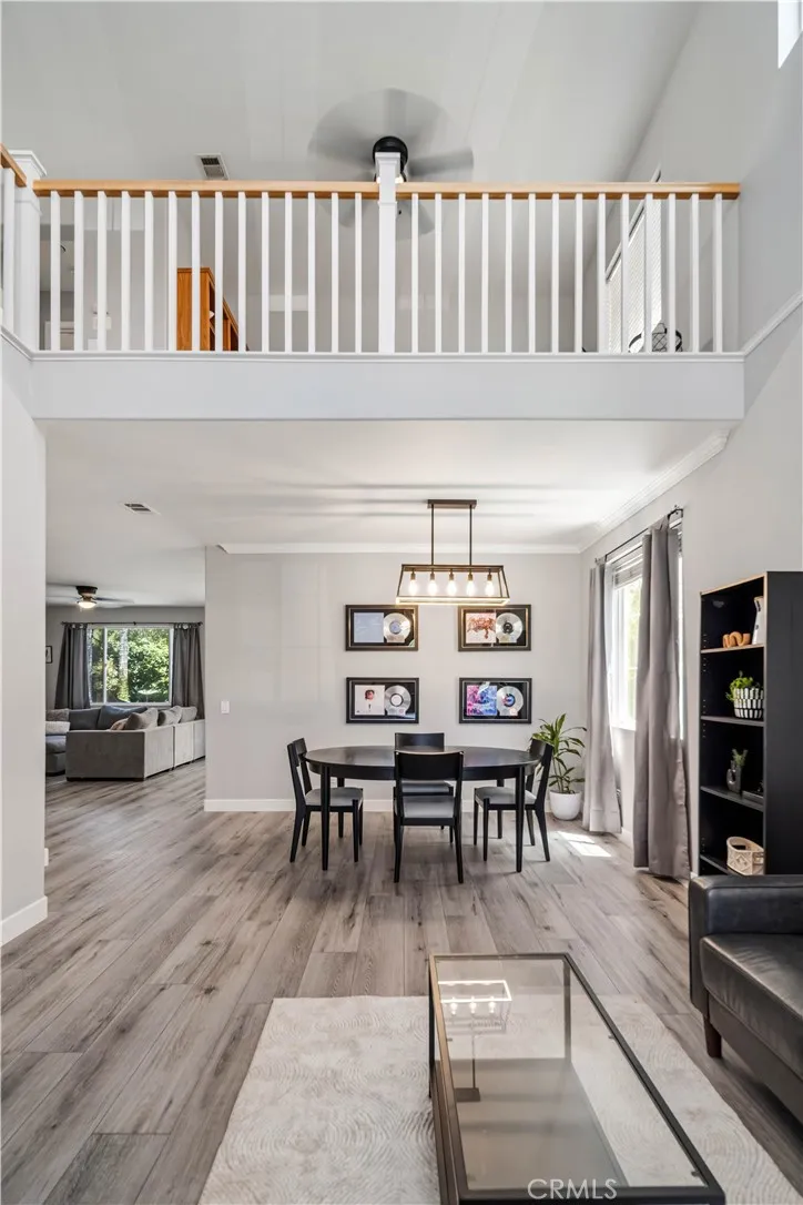 32208 Big Oak Castaic, CA 91384