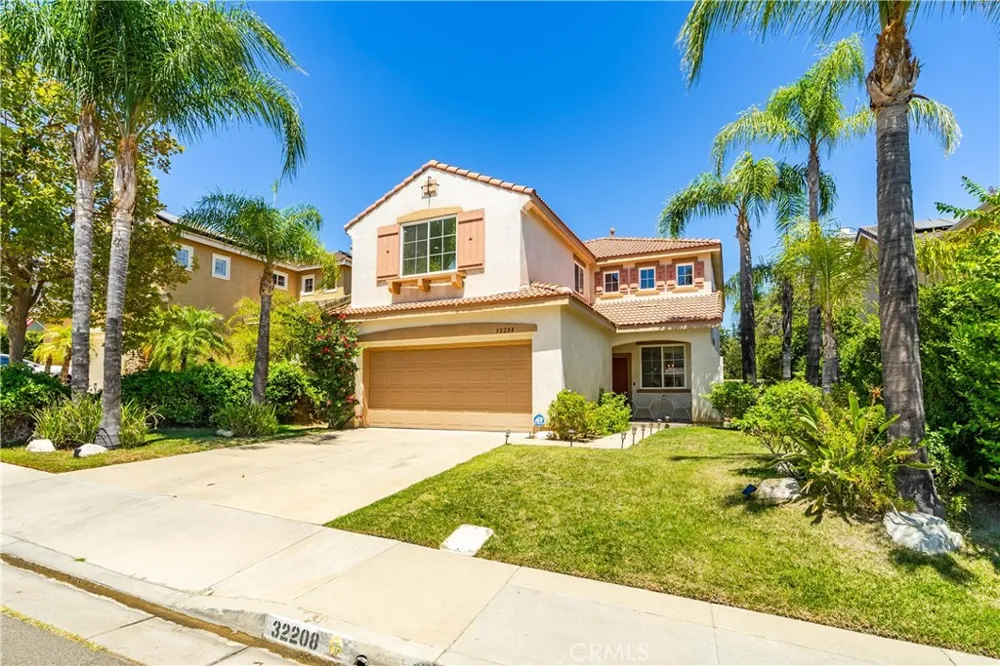 32208 Big Oak Castaic, CA 91384