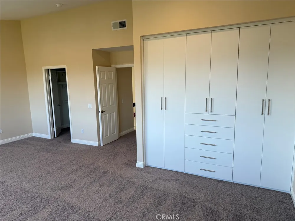 19608 Shadow Glen Circle Northridge, CA 91326