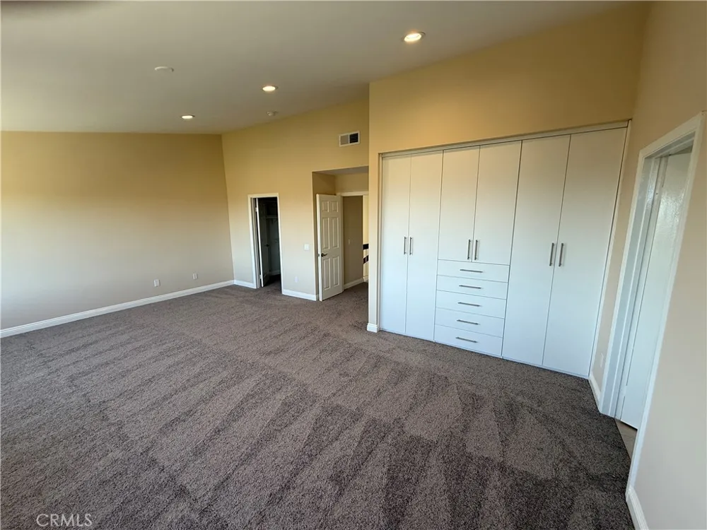 19608 Shadow Glen Circle Northridge, CA 91326