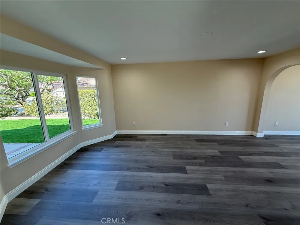 19608 Shadow Glen Circle Northridge, CA 91326