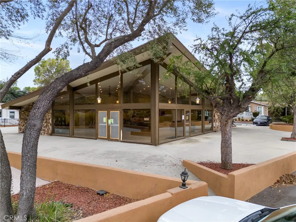 4201 Topanga Canyon #63 Woodland Hills, CA 91364