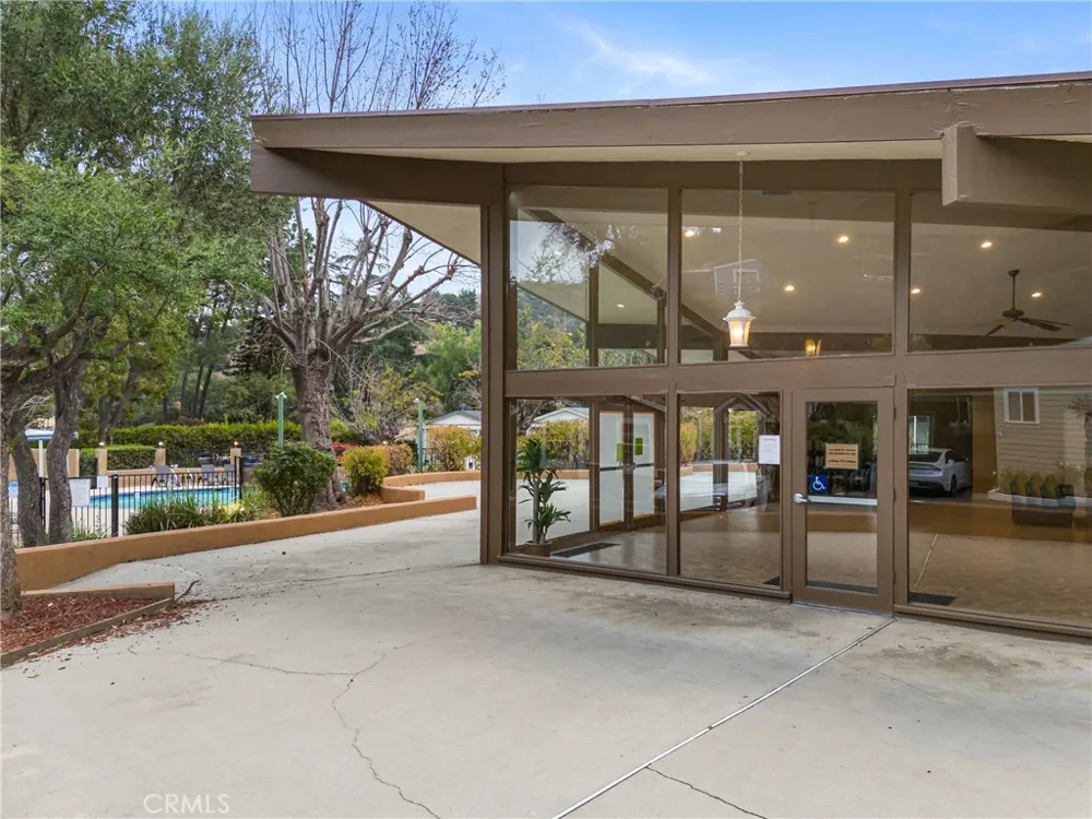 4201 Topanga Canyon #63 Woodland Hills, CA 91364