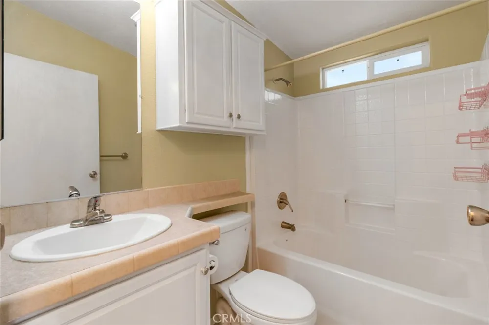 4201 Topanga Canyon #63 Woodland Hills, CA 91364