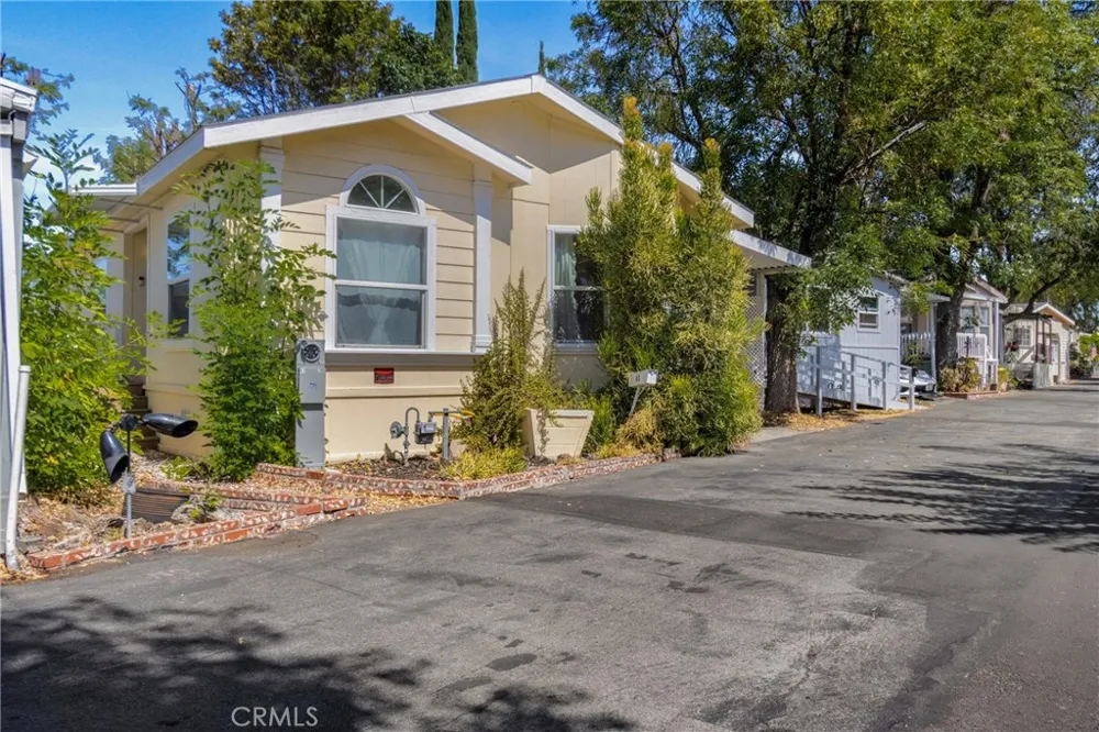 4201 Topanga Canyon #63 Woodland Hills, CA 91364