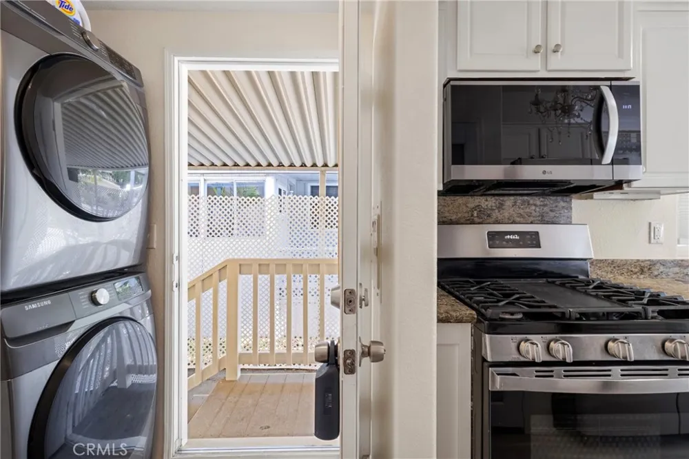 4201 Topanga Canyon #63 Woodland Hills, CA 91364