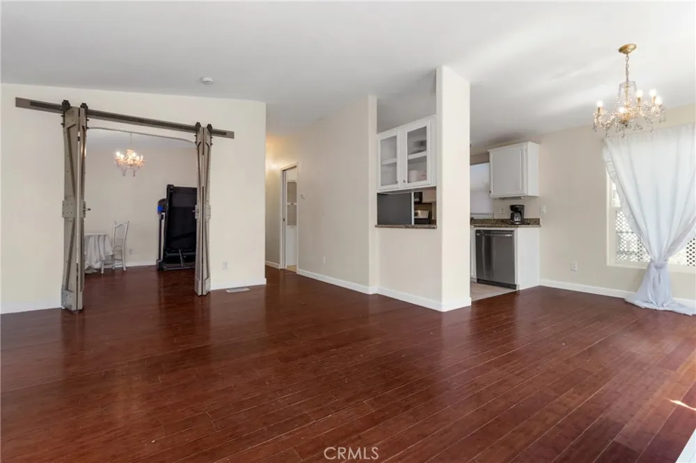 4201 Topanga Canyon #63 Woodland Hills, CA 91364