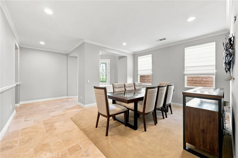 14706 Corkwood Drive Moorpark, CA 93021
