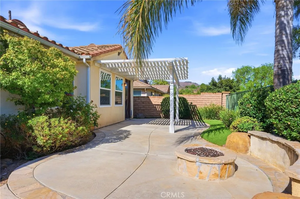 14706 Corkwood Drive Moorpark, CA 93021
