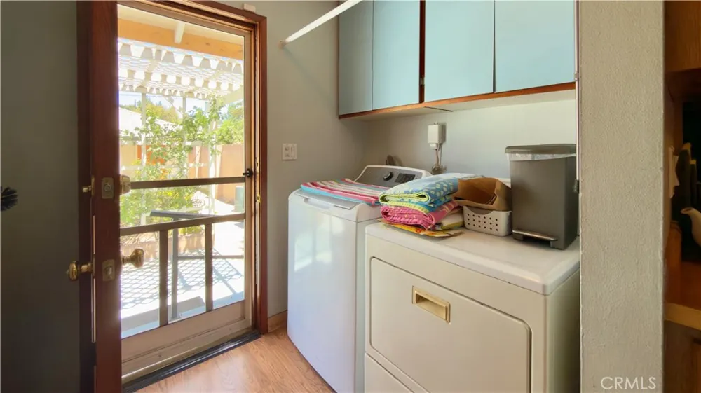 16029 Chatsworth Granada Hills, CA 91344