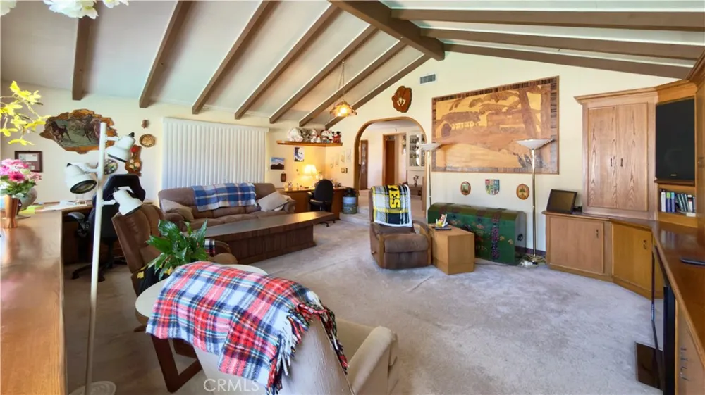 16029 Chatsworth Granada Hills, CA 91344