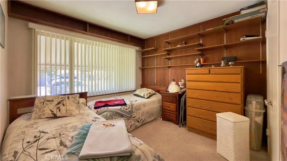 16029 Chatsworth Granada Hills, CA 91344