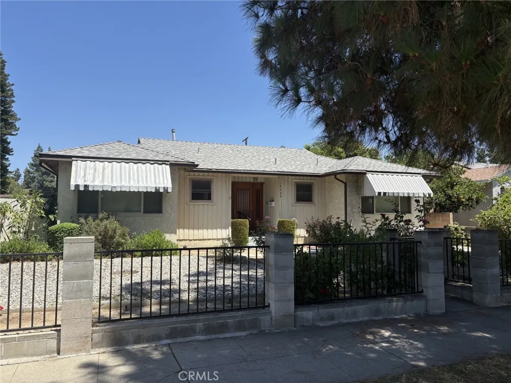 16029 Chatsworth Granada Hills, CA 91344