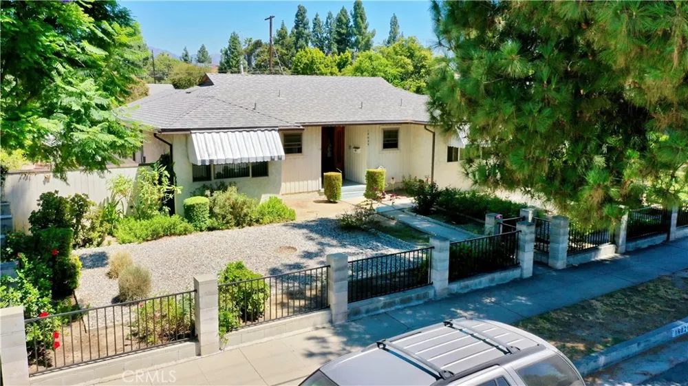 16029 Chatsworth Granada Hills, CA 91344