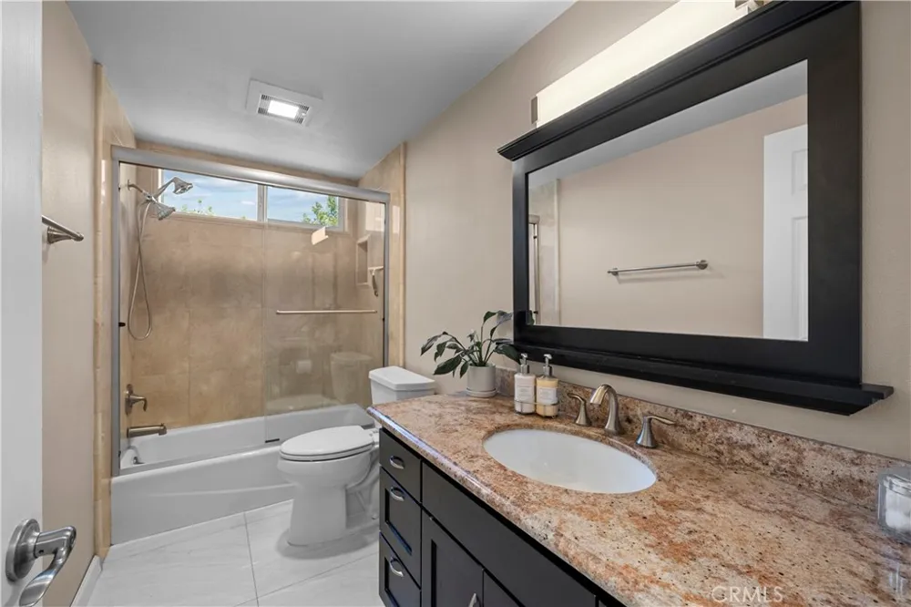 1243 S Stephora Glendora, CA 91740