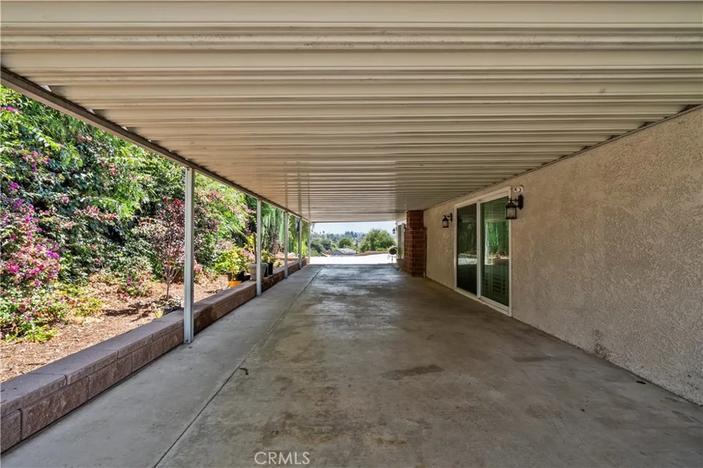 1243 S Stephora Glendora, CA 91740