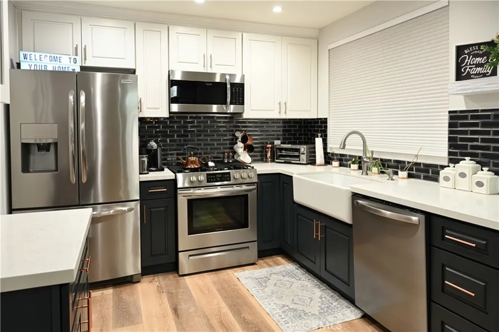 72 Greenmoor #36 Irvine, CA 92614