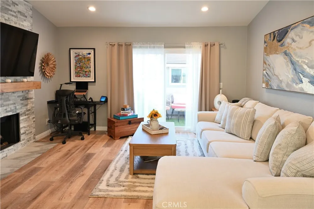 72 Greenmoor #36 Irvine, CA 92614