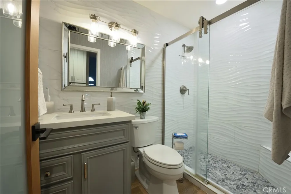 72 Greenmoor #36 Irvine, CA 92614