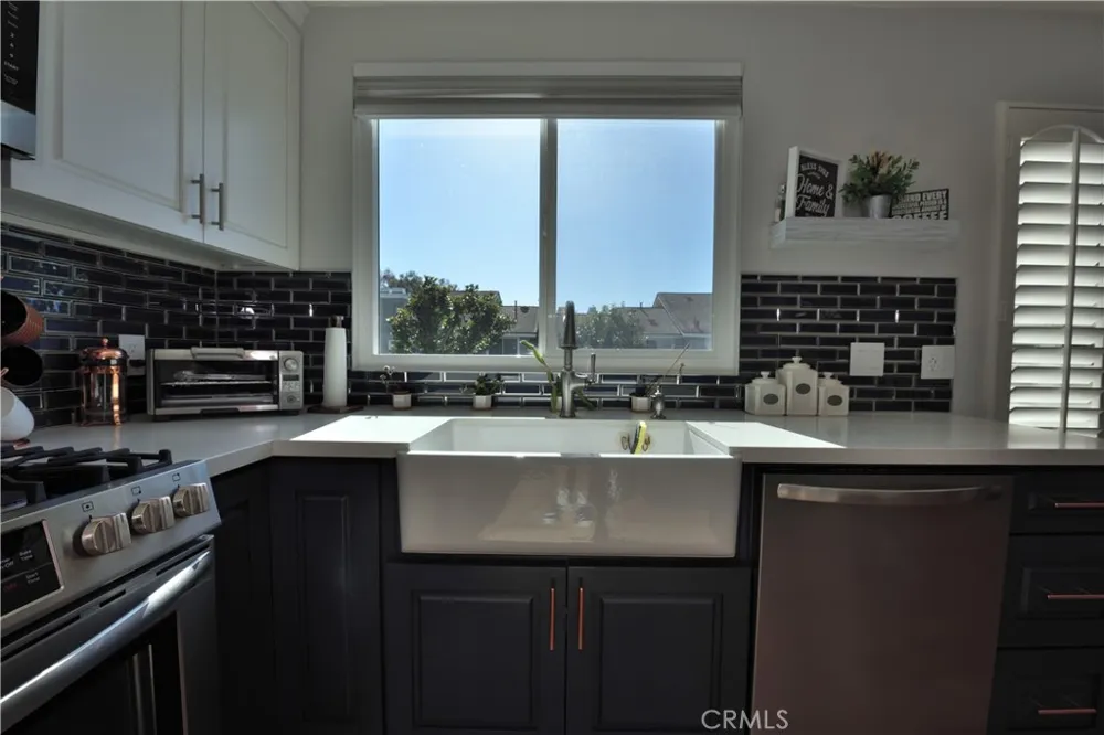 72 Greenmoor #36 Irvine, CA 92614