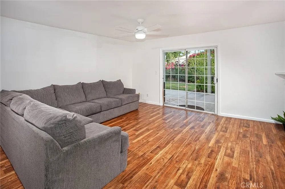23340 Hartland Street West Hills, CA 91307
