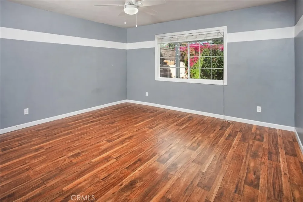 23340 Hartland Street West Hills, CA 91307