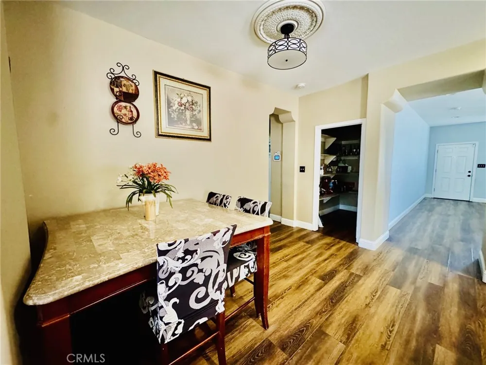 2404 Sosa Drive Bakersfield, CA 93313