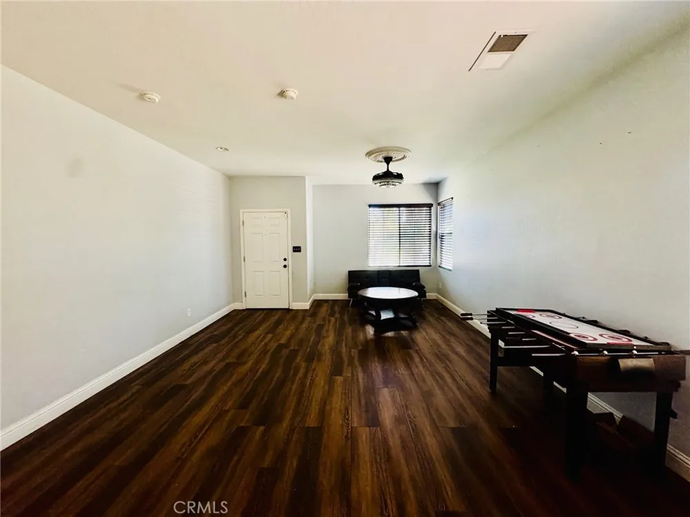 2404 Sosa Drive Bakersfield, CA 93313