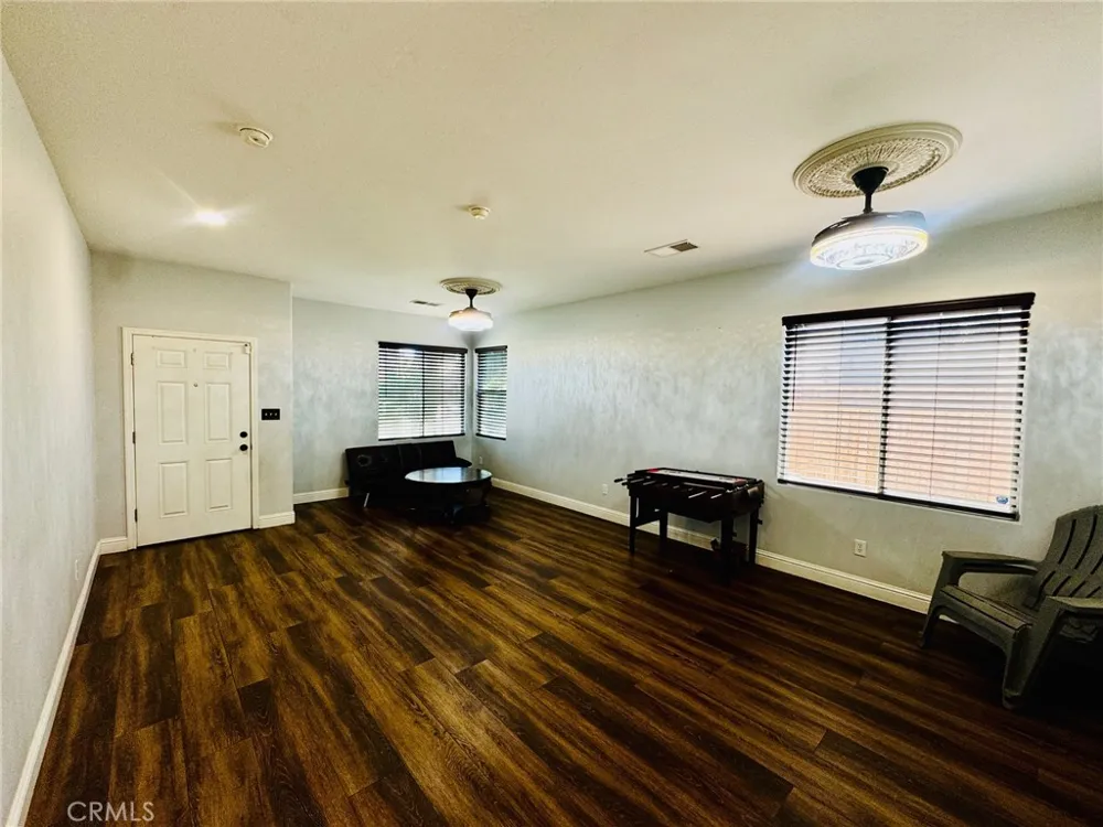 2404 Sosa Drive Bakersfield, CA 93313