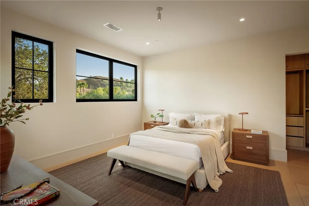 23661 Long Valley Road Hidden Hills, CA 91302