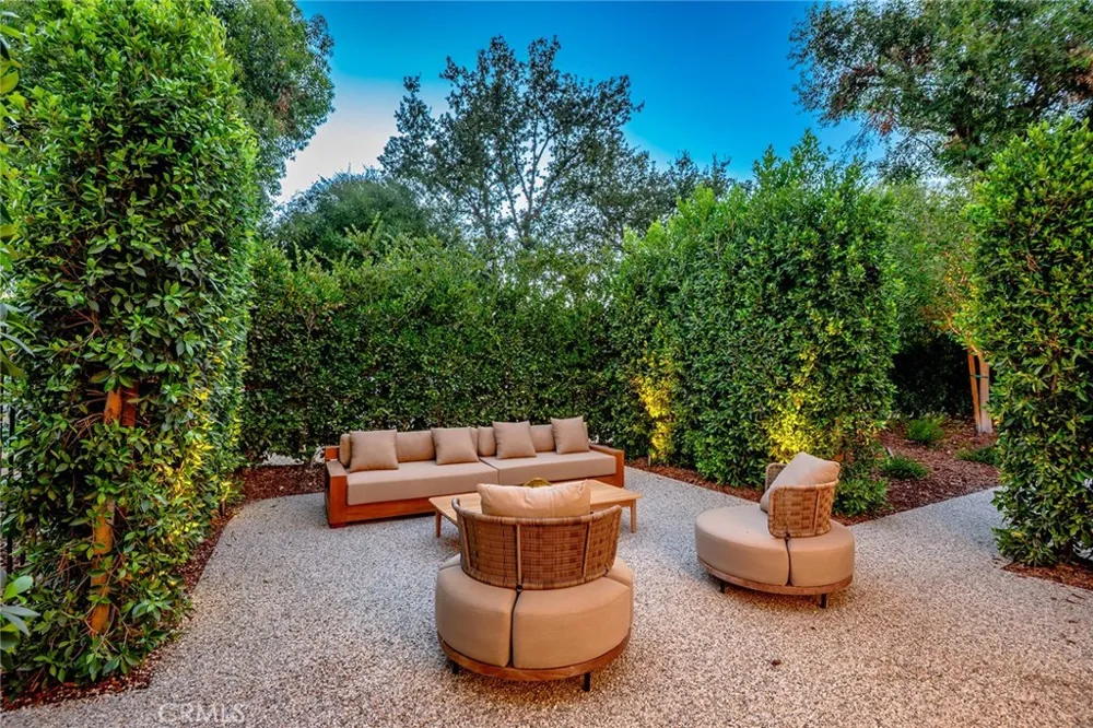 23661 Long Valley Road Hidden Hills, CA 91302