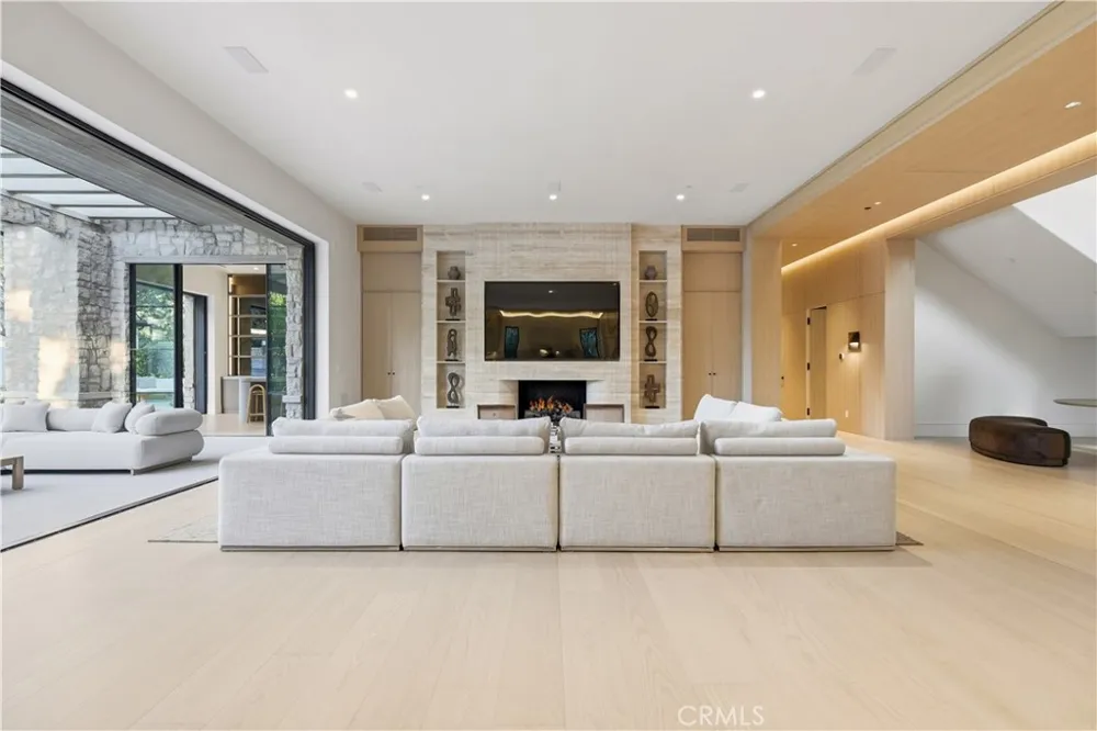 23661 Long Valley Road Hidden Hills, CA 91302