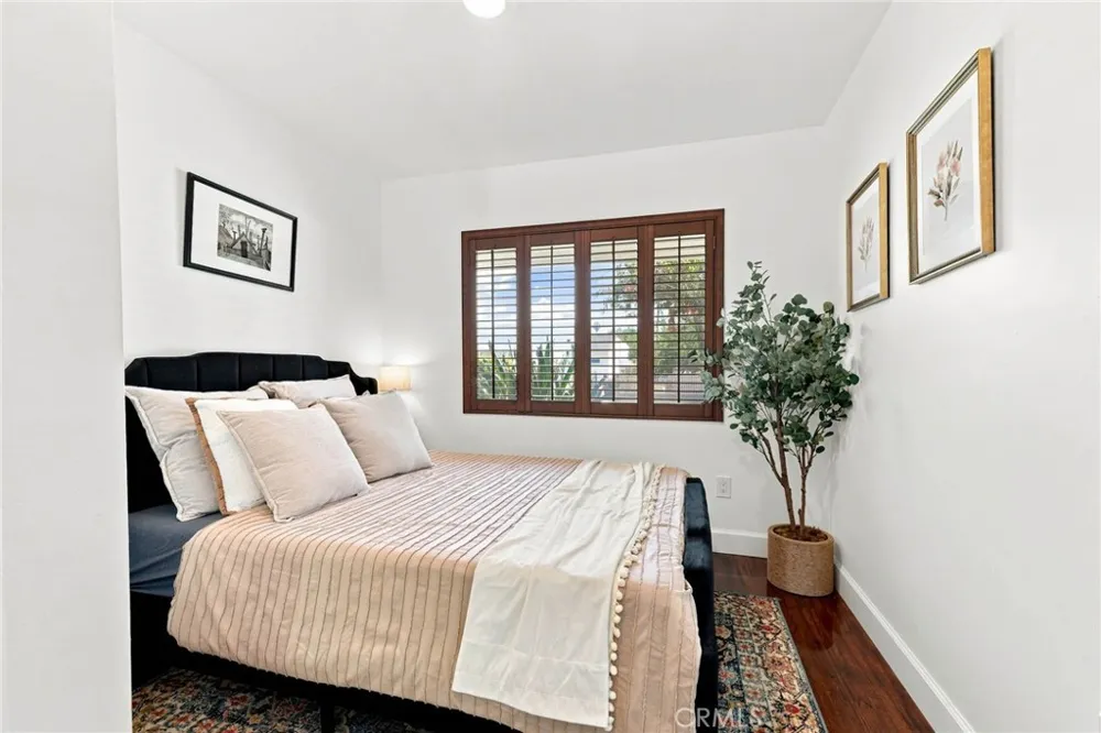 8337 Lennox Avenue Panorama City, CA 91402